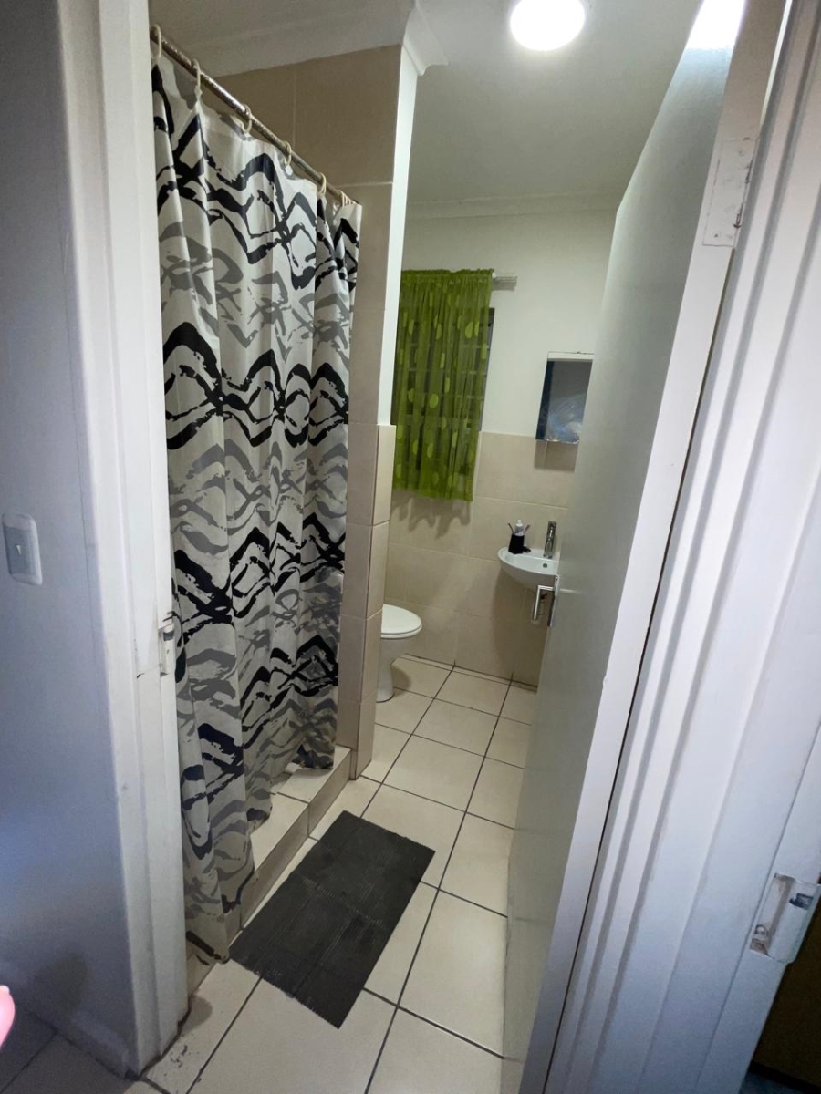 2 Bedroom Property for Sale in Heather Park Western Cape